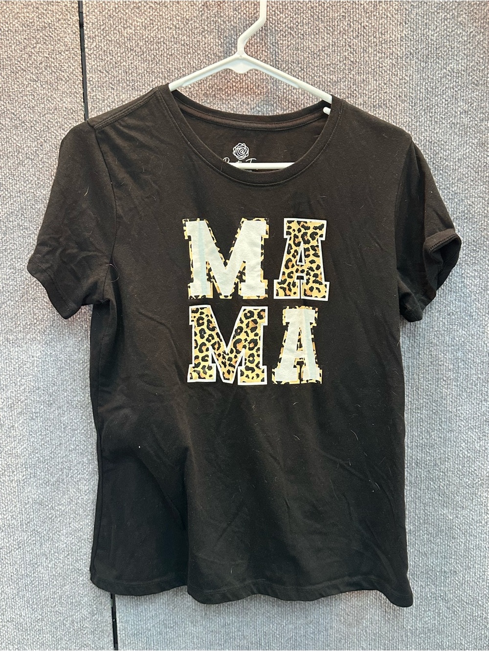 Black 'MAMA' Short Sleeve Tee with Leopard Accent